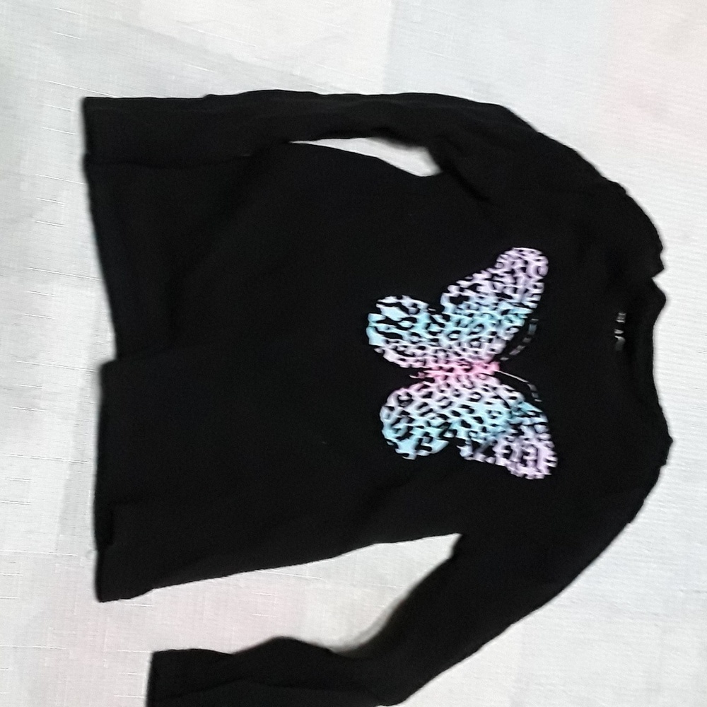 Girl long sleeve shirt
